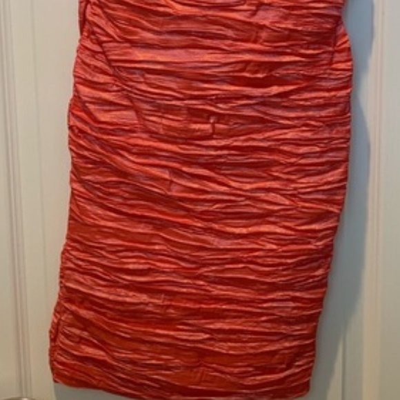 Daisy Women's One-Shoulder Ruched Cocktail Dress - Picture 5 of 5